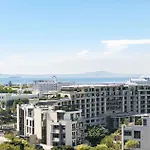 Green Point 8Th-Floor Stay With Stunning Views