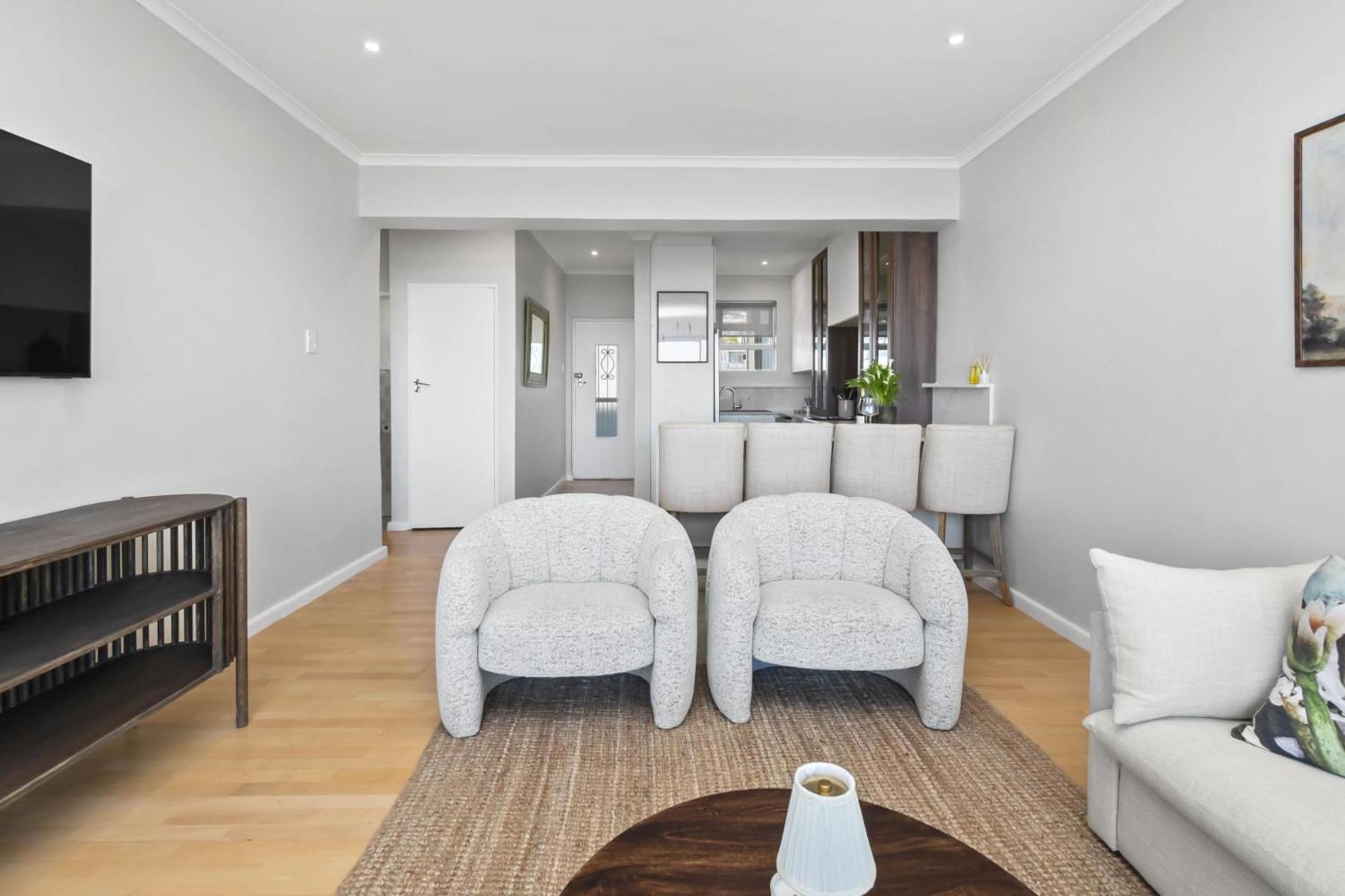 Point 8th-floor With Stunning Views Cape Town